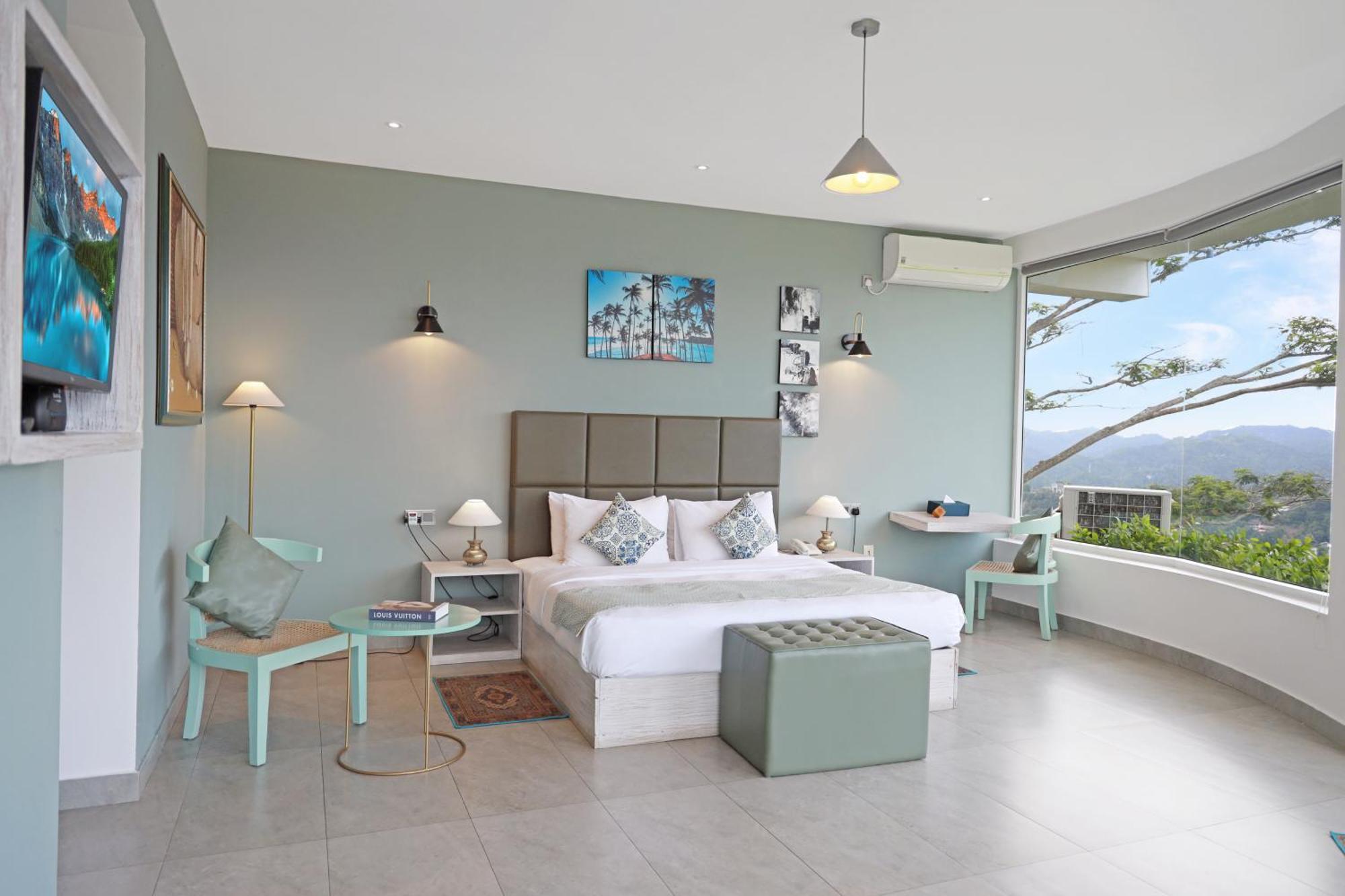 The Summit 5* Kandy
